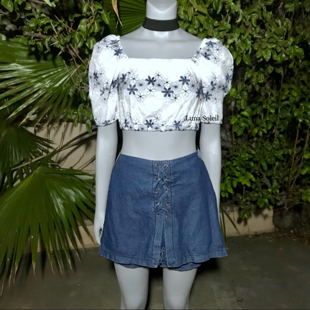 Ronnie Embroidered Floral Top